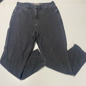 American Eagle High Rise Black Mom Jeans - 8